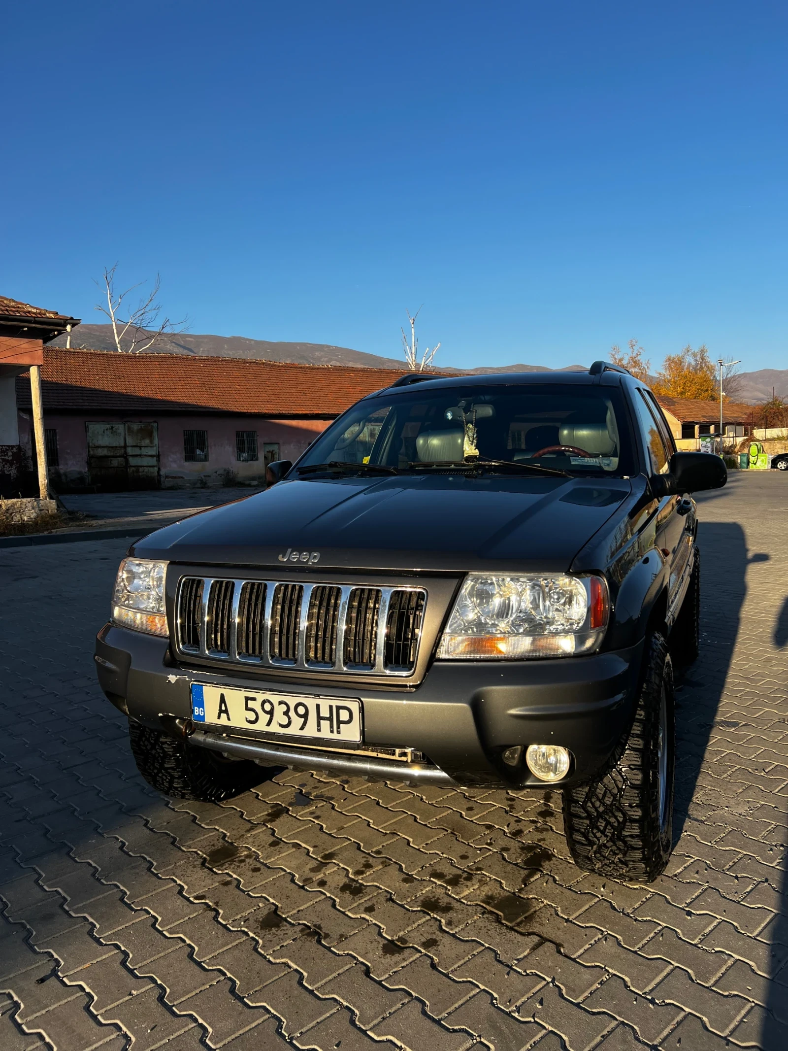 Jeep Grand cherokee 4.7 H.O facelift  - изображение 2