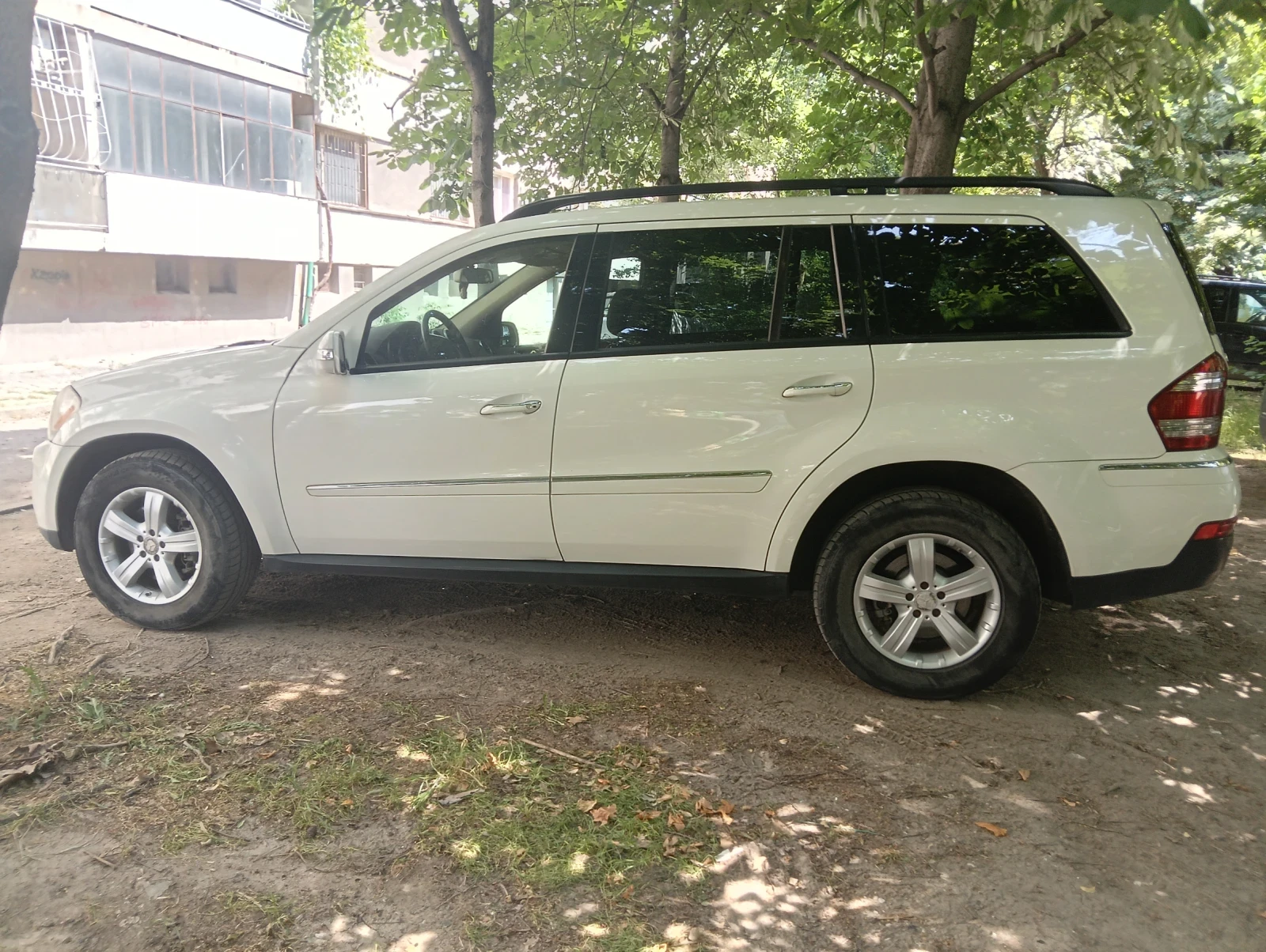 Mercedes-Benz GL  - изображение 4