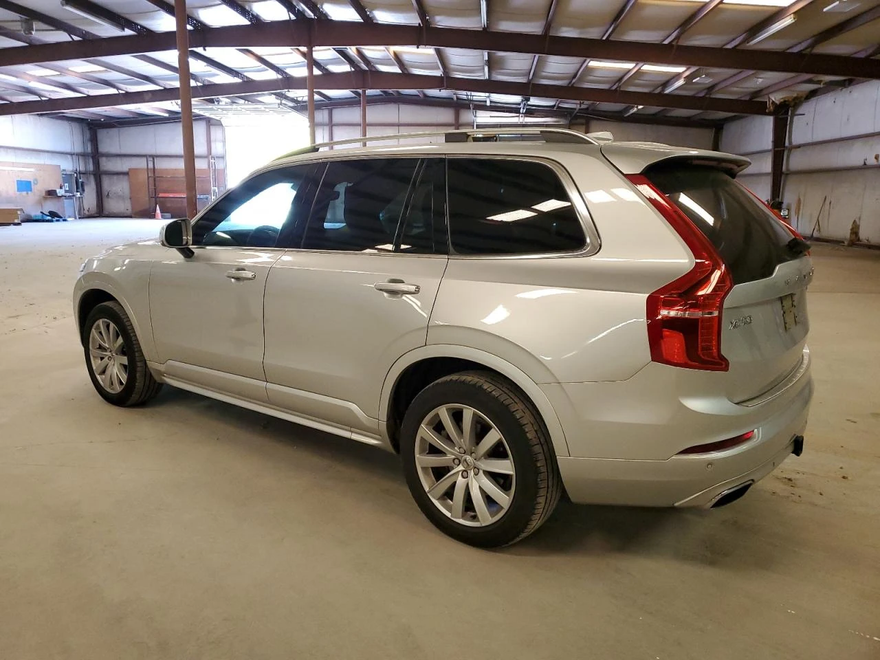 Volvo Xc90 * T6 MOMENTUM* 4х4* TOP* БЕЗ ЗАБЕЛЕЖКИ* РЕАЛНИ КМ* - изображение 4