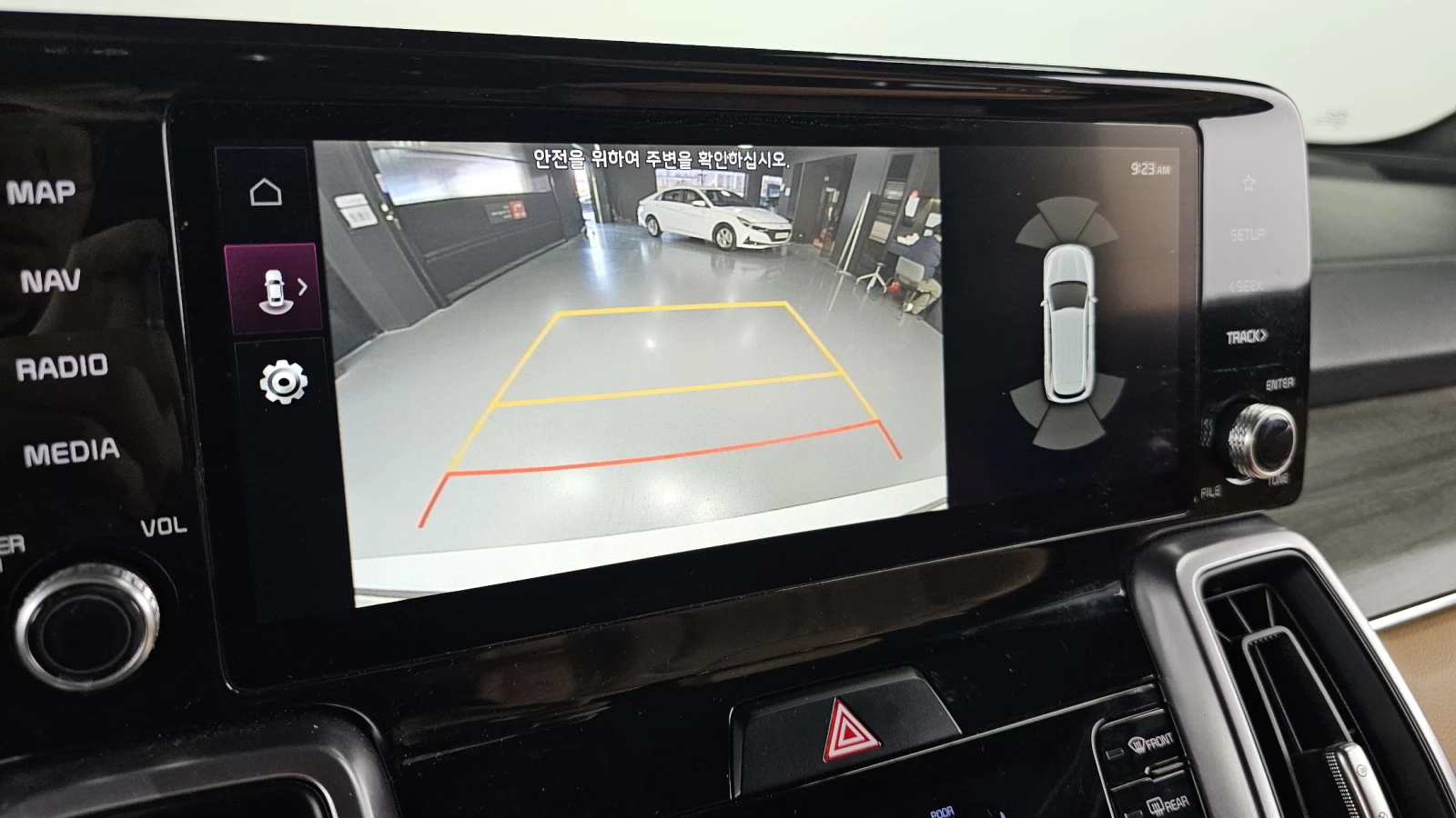 Kia Sorento 2.2 2WD TRENDY autogeorge.com | Mobile.bg � ����������� 16