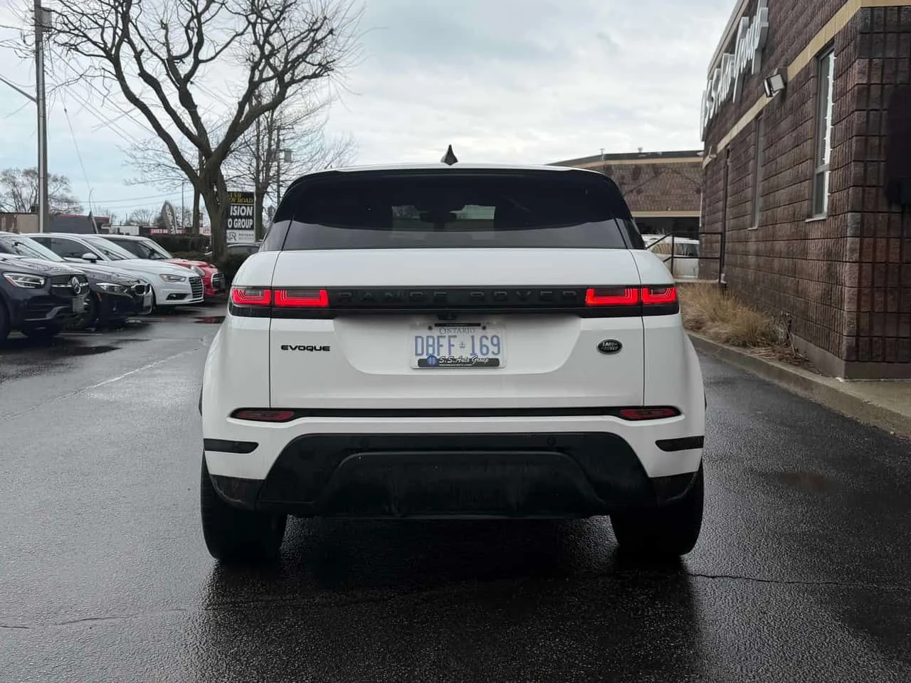 Land Rover Range Rover Evoque * SE * ПАНО* ПОДГРЕВ* KEYLESS* , снимка 4 - Автомобили и джипове - 53752650