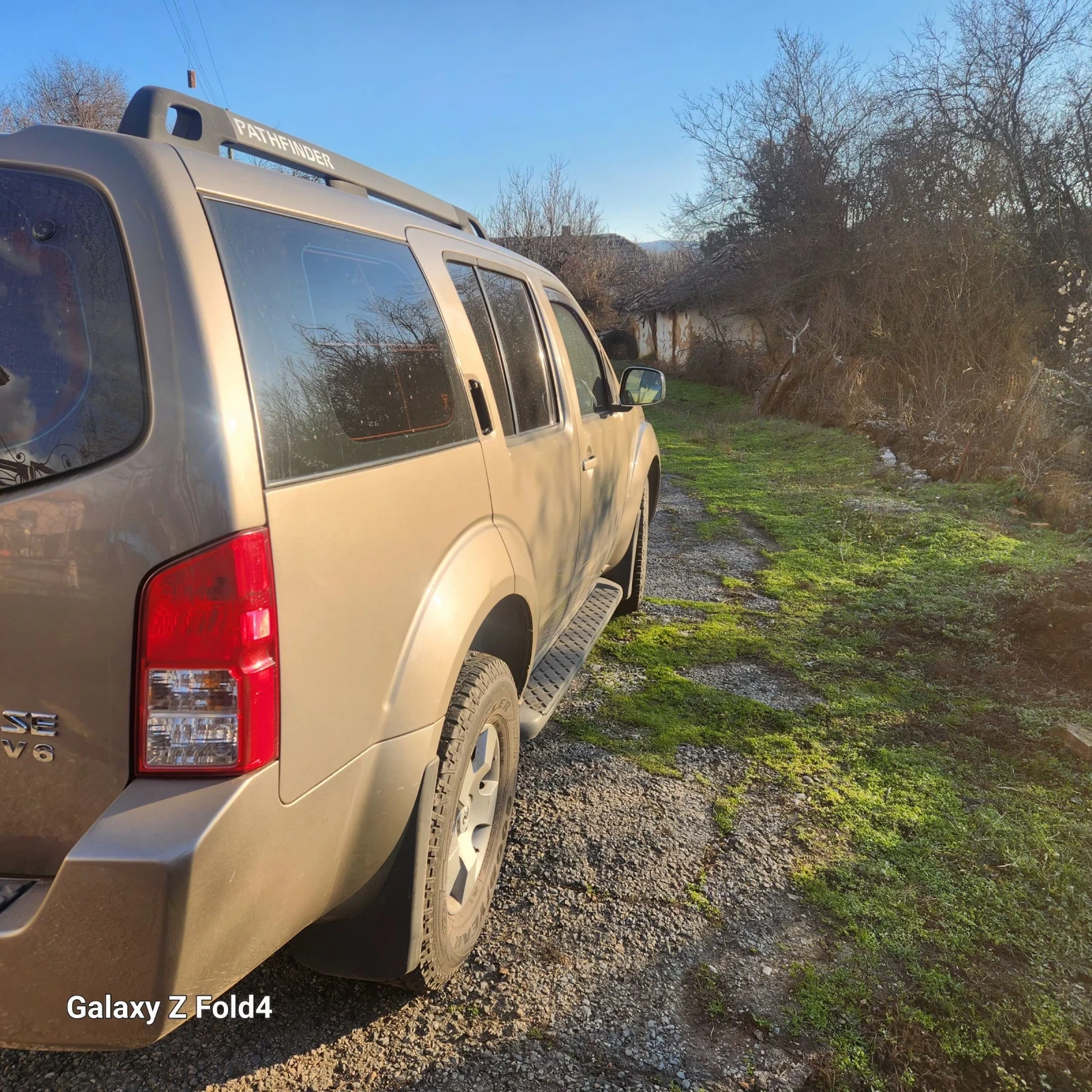 Nissan Pathfinder, снимка 16 - Автомобили и джипове - 53853683