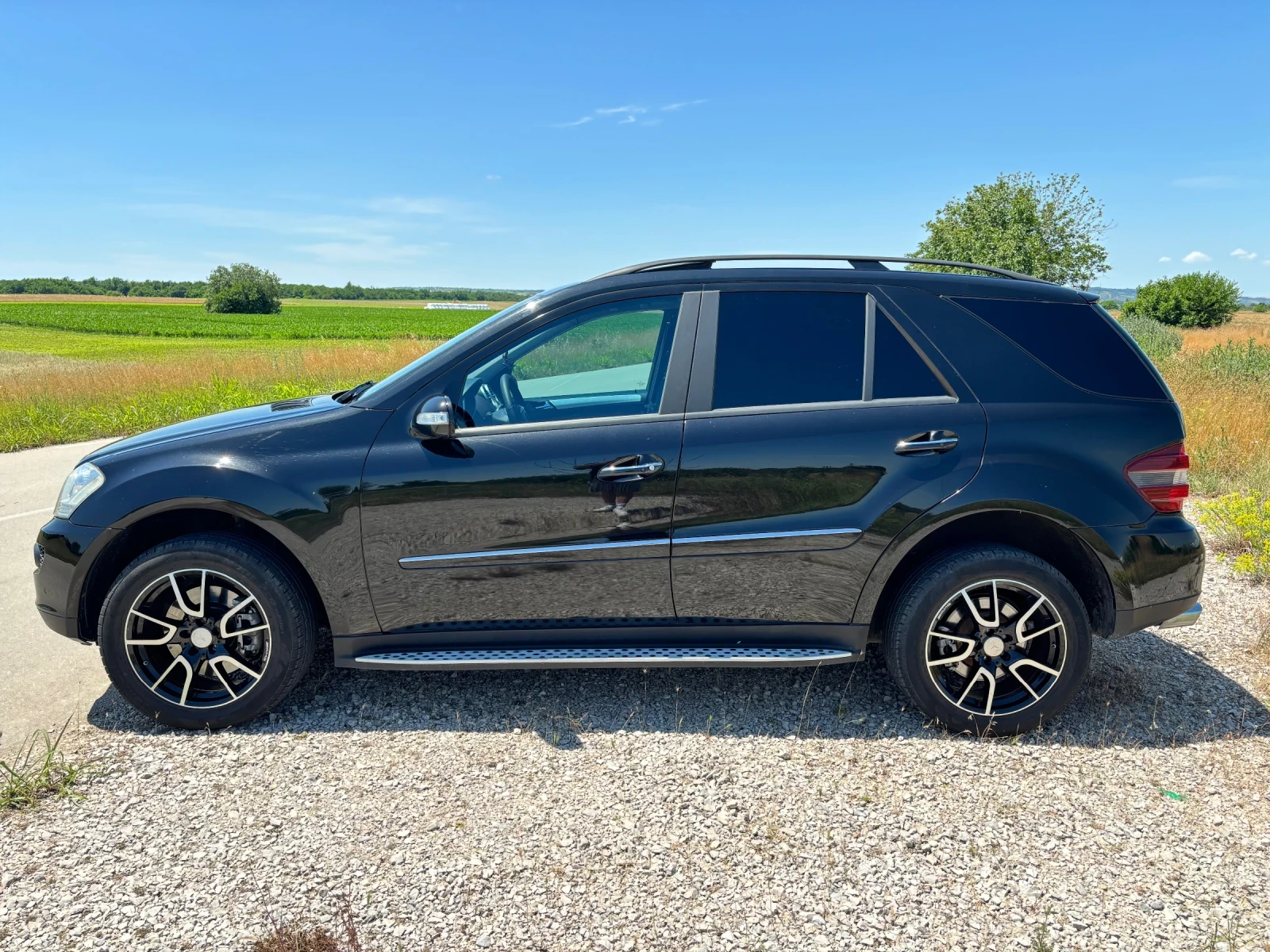 Mercedes-Benz ML 500 W164 /ГАЗ/306к.с./Въздух/Off-Road Pack, снимка 2 - Автомобили и джипове - 54913423