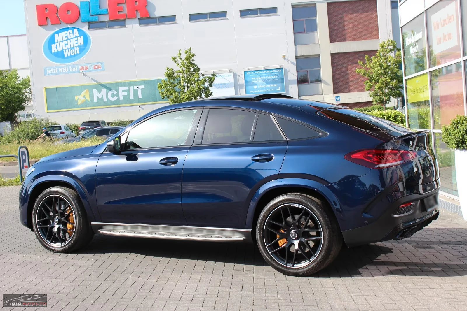 Mercedes-Benz GLE 63 S AMG COUPE/612HP/HIGHT END/PANO/360/KERAMIK/CARBON/509z, снимка 3 - Автомобили и джипове - 55119052
