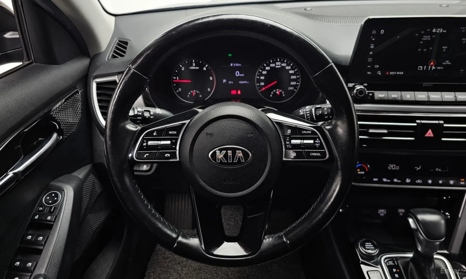 Kia Seltos ТОП ЦЕНА\Подгрев\Обдухване, снимка 13 - Автомобили и джипове - 55585718