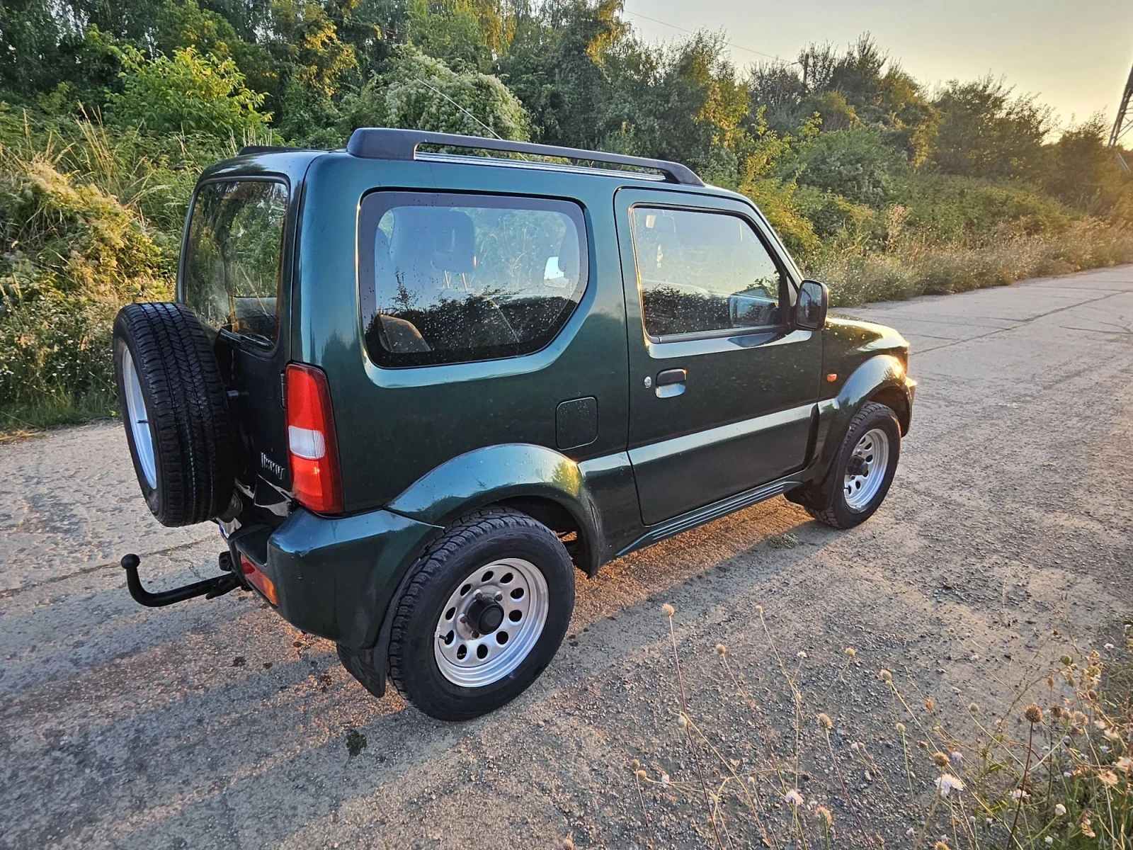 Suzuki Jimny 1.3i ТОП СЪСТОЯНИЕ, снимка 9 - Автомобили и джипове - 55694941