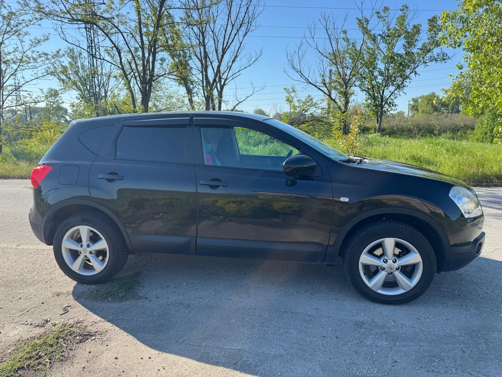 Nissan Qashqai 1.5 dci, снимка 5 - Автомобили и джипове - 56119322