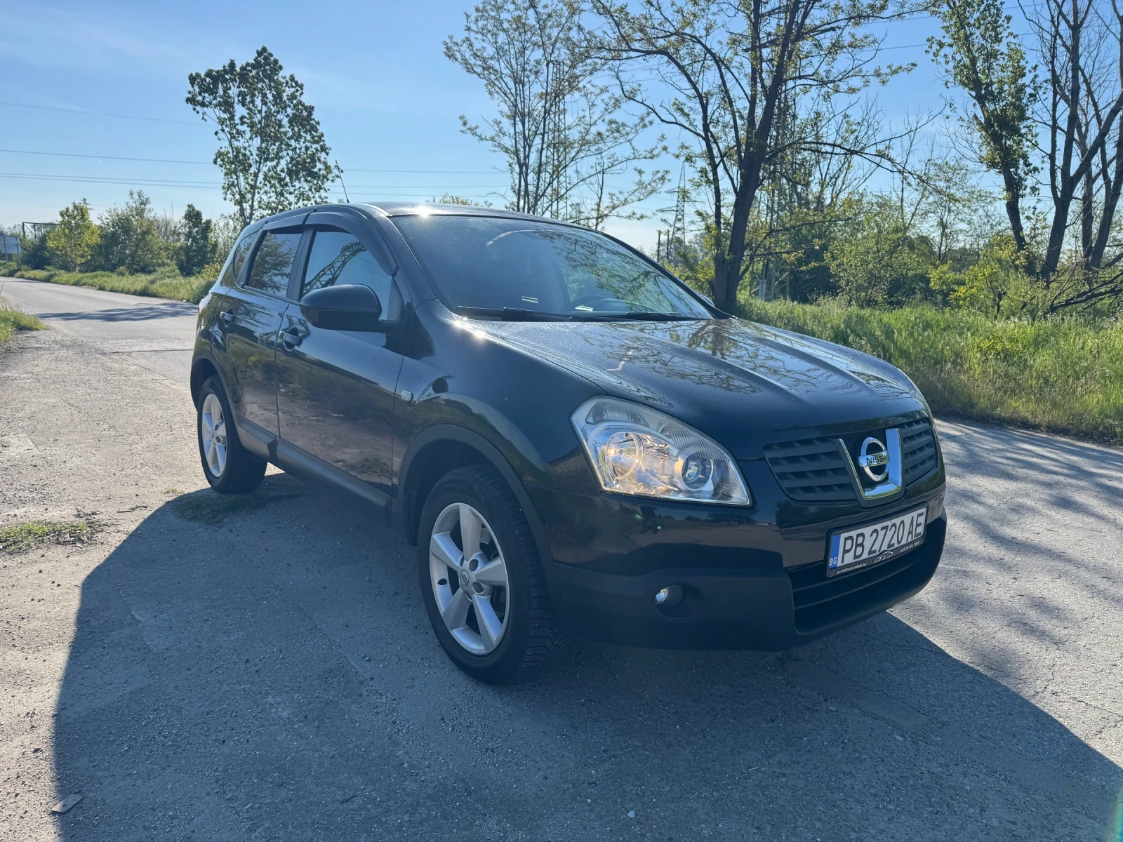 Nissan Qashqai 1.5 dci, снимка 3 - Автомобили и джипове - 56119322