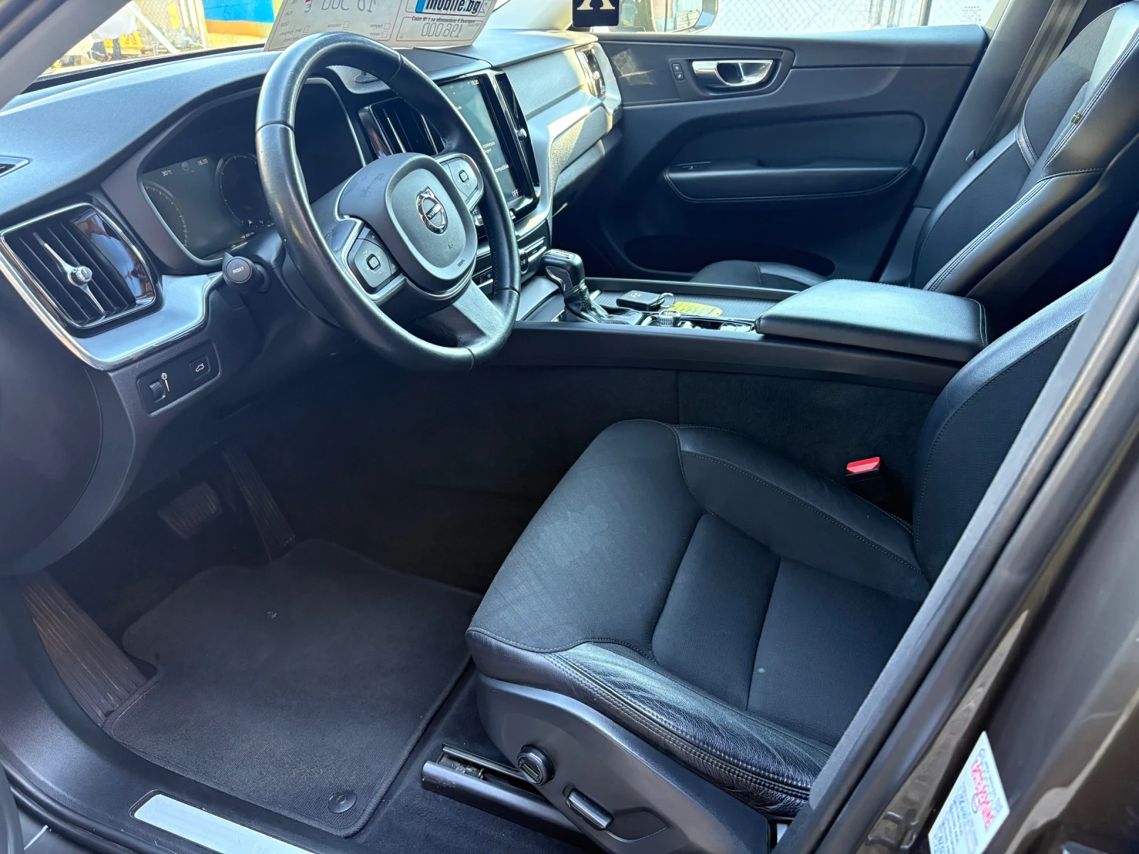 Volvo XC60 4x4 AVTOMAT 190 К.С, снимка 10 - Автомобили и джипове - 56572204