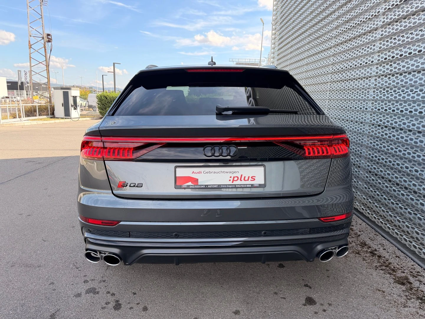 Audi SQ8, снимка 15 - Автомобили и джипове - 56421915