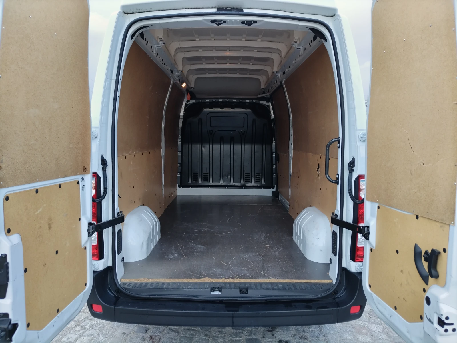 Renault Master 2.3dCi/135к.с./. FWD BVM6 TТ - изображение 9