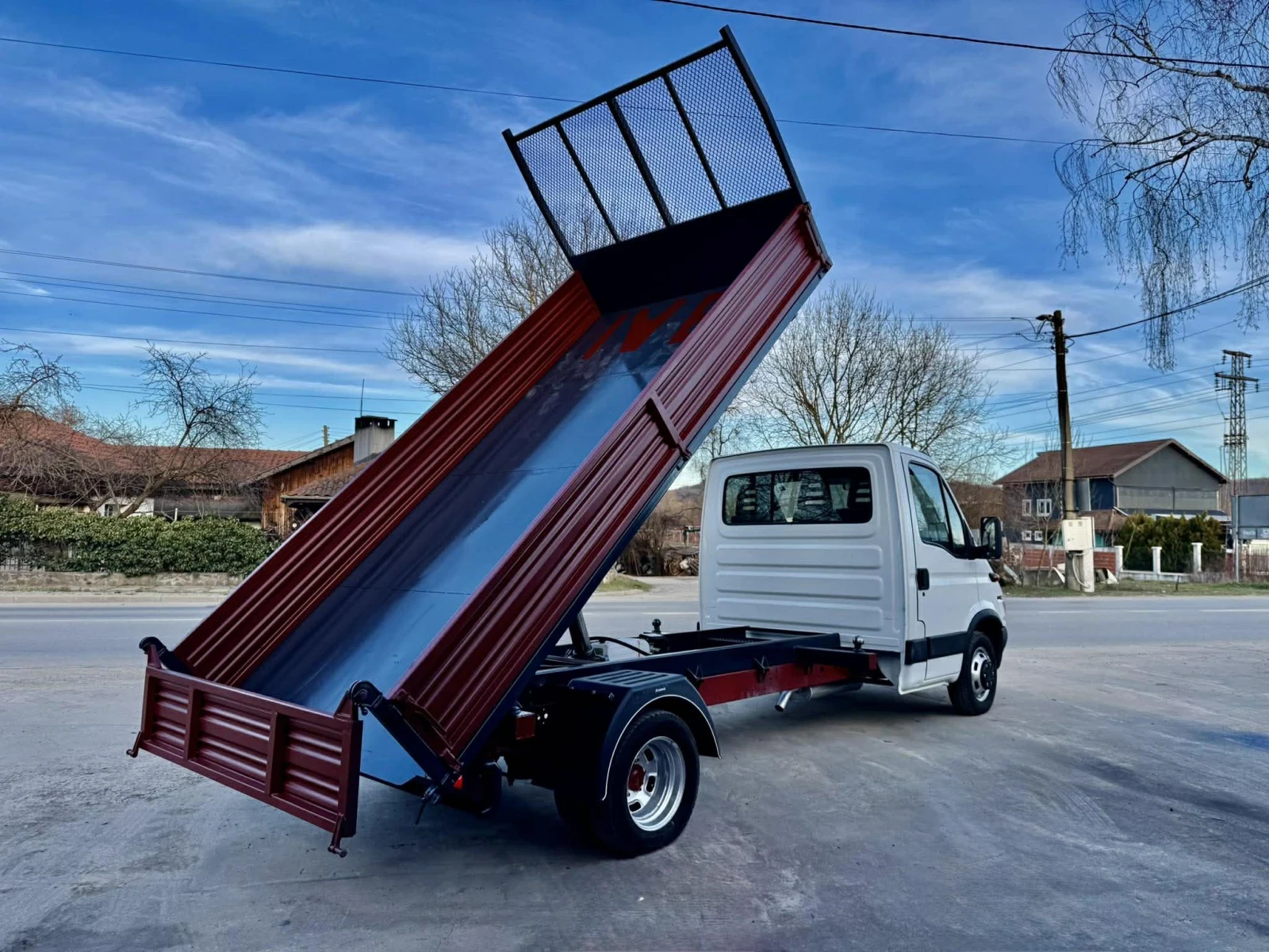 Iveco 35c13 КЛИМАТИК* ТРИСТРАНЕН САМОСВАЛ, снимка 3 - Бусове и автобуси - 53786456