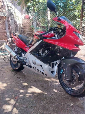  Yamaha YZF-R6