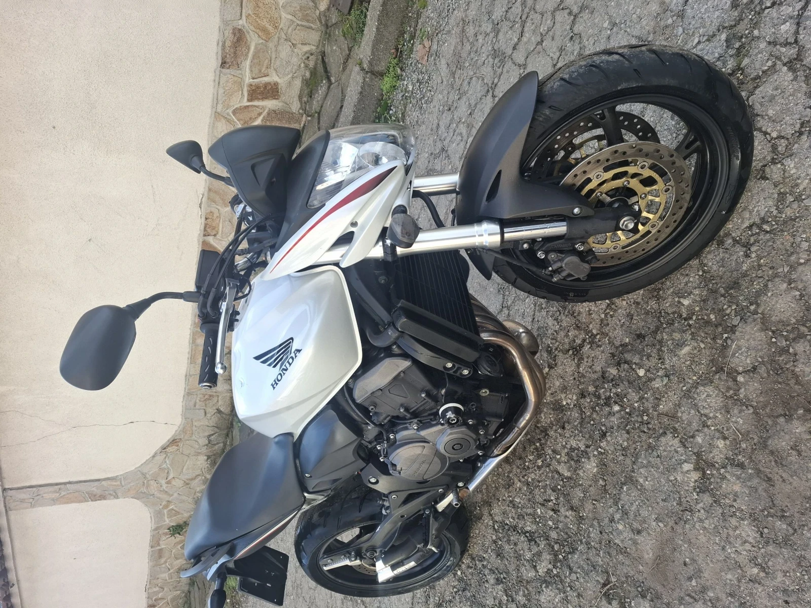 Honda Hornet 600 i 2010 - изображение 2