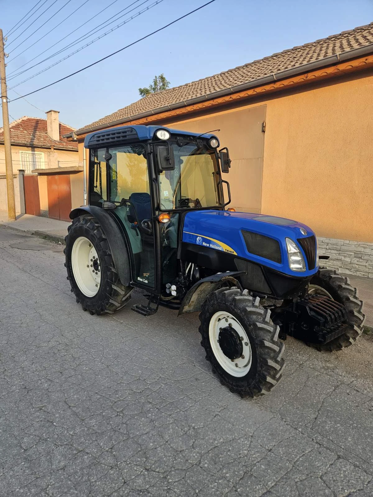  New Holland T4040F65 | Mobile.bg   2