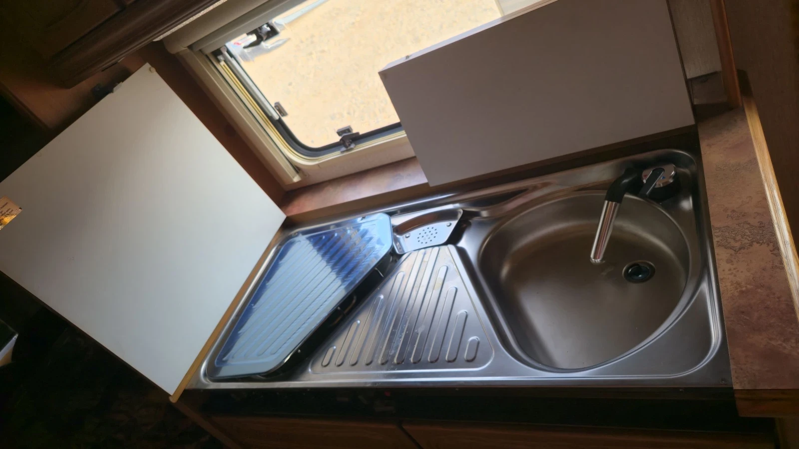 Каравана Tabbert COMTESSE 450, снимка 8 - Каравани и кемпери - 53982583