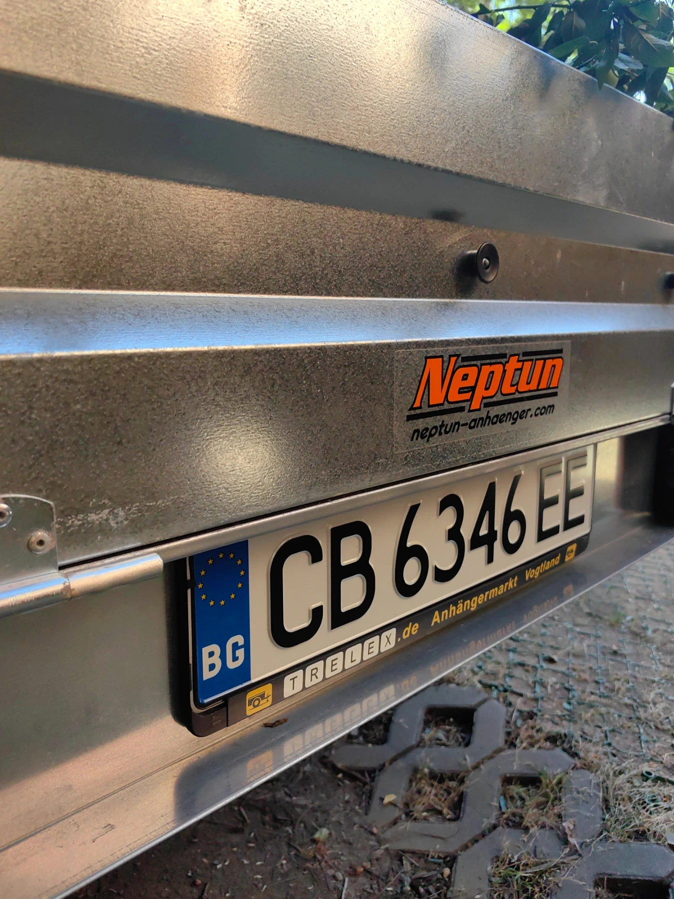 За автомобил Neptun Чисто ново регистрирано ремарке до 750кг, снимка 1 - Ремаркета - 51004803
