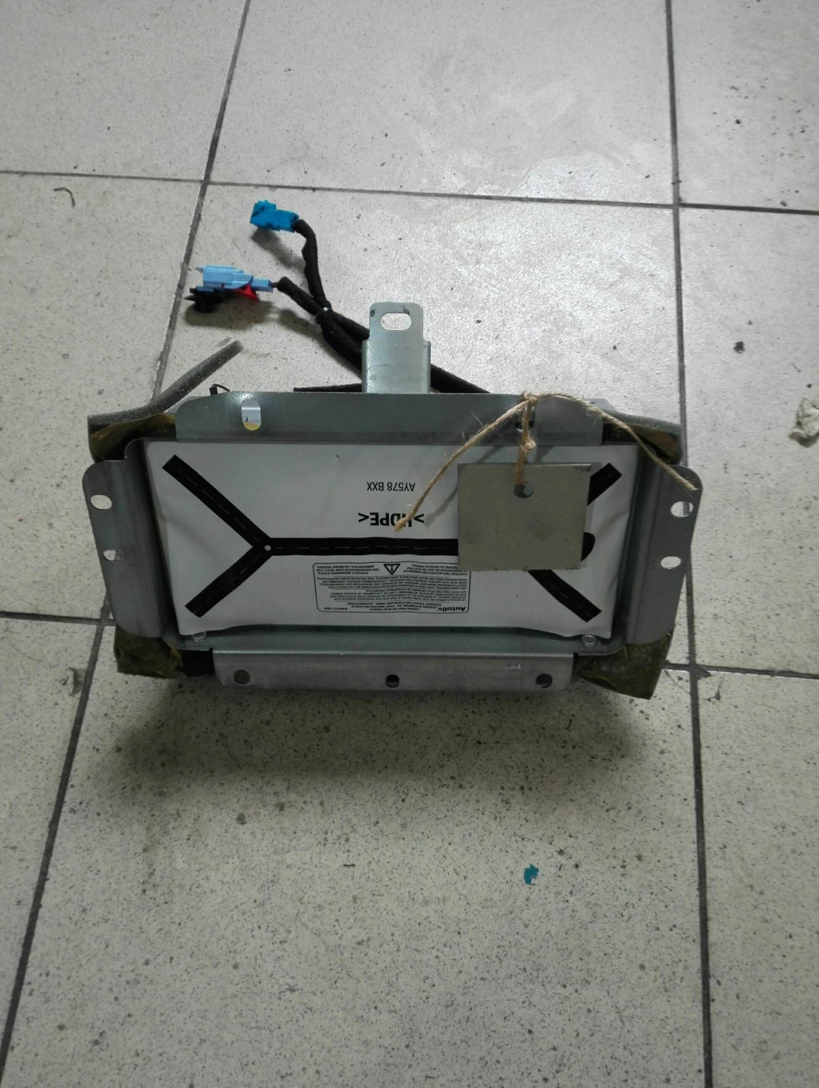    407 (11) | Mobile.bg   1