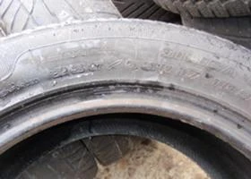 Гуми Всесезонни 235/55R17, снимка 4