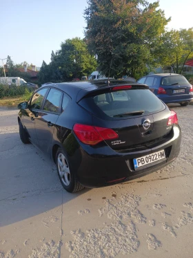 Opel Astra J 1.3 DTE 95HP, снимка 3