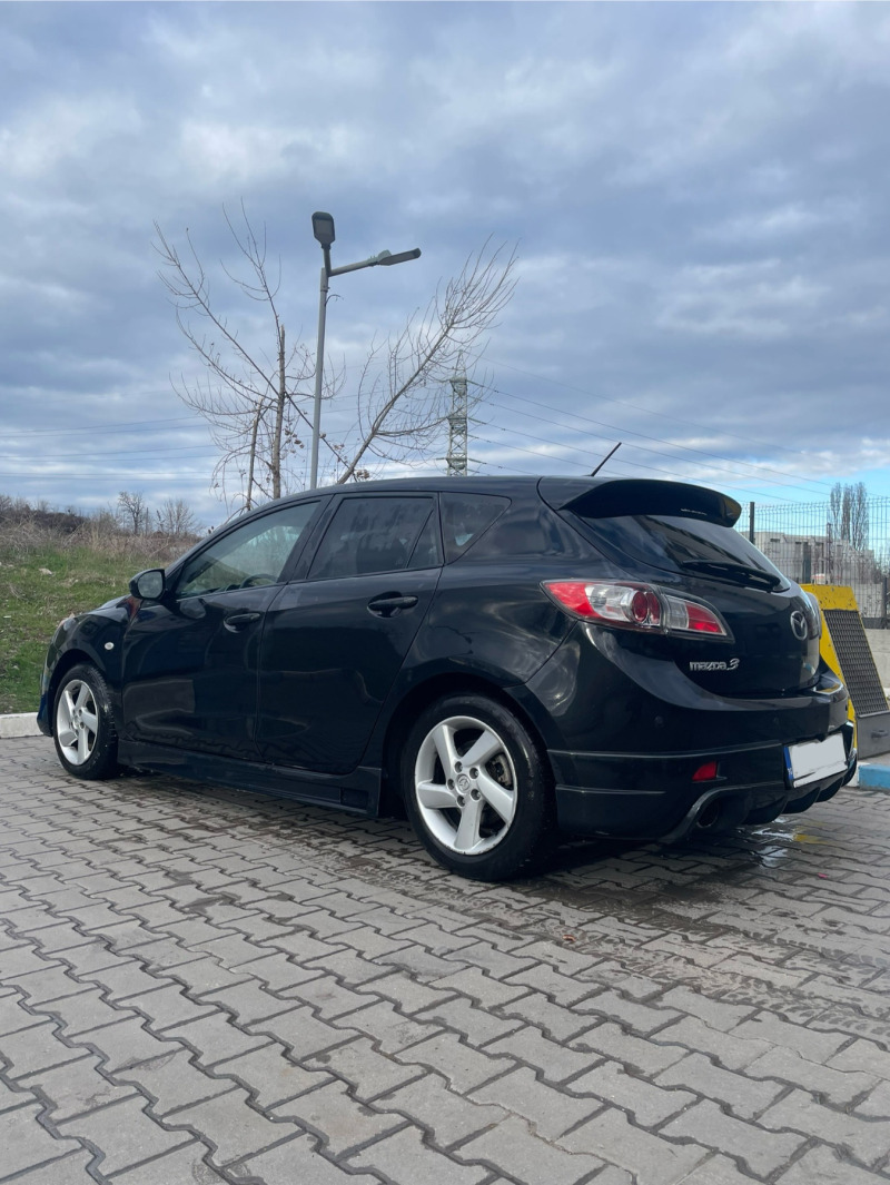 Mazda 3, снимка 5 - Автомобили и джипове - 46523717