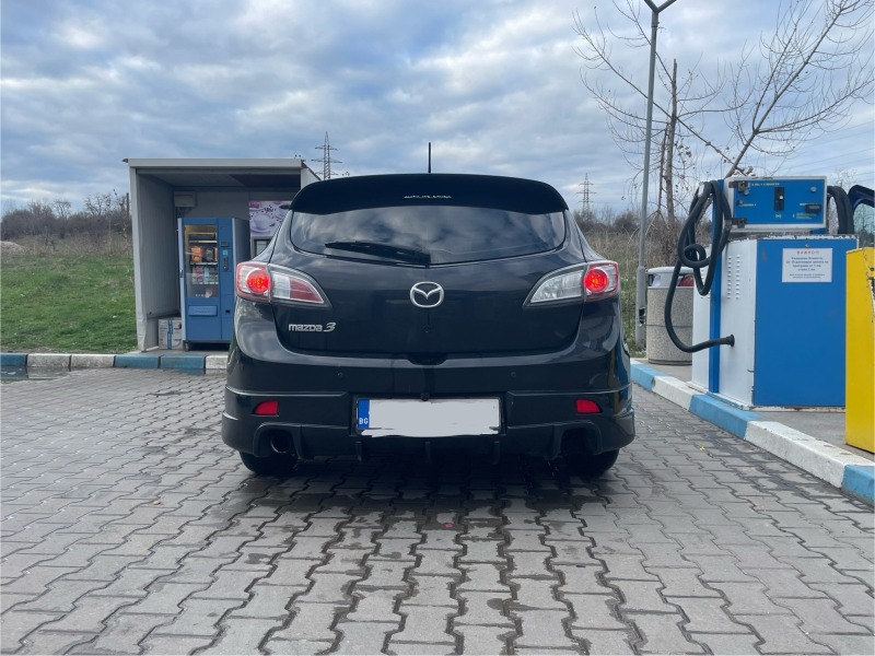 Mazda 3, снимка 2 - Автомобили и джипове - 46523717