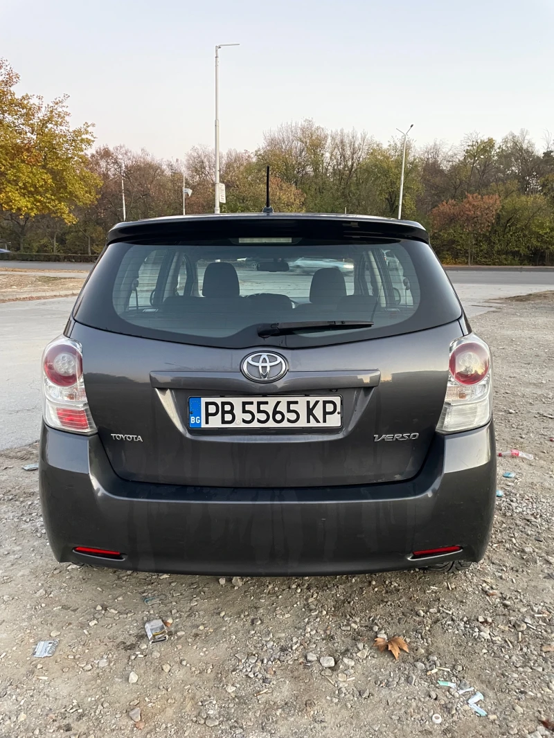 Toyota Verso, снимка 6 - Автомобили и джипове - 48002808