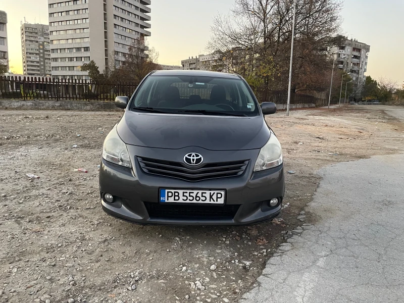 Toyota Verso, снимка 1 - Автомобили и джипове - 48002808