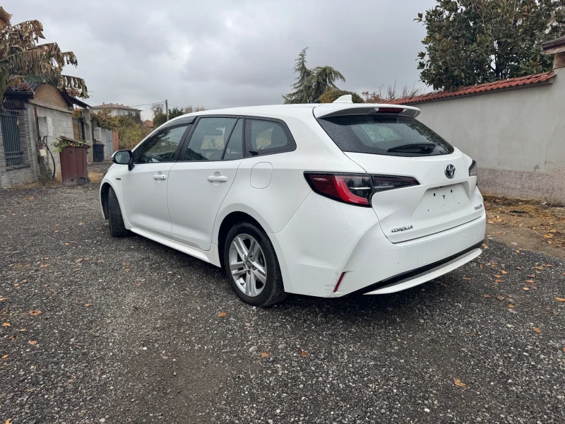 Toyota Corolla 1.8 hybrid 122к.с, снимка 3 - Автомобили и джипове - 48233885