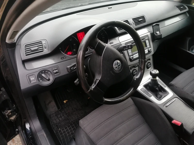 VW Passat B6, снимка 8 - Автомобили и джипове - 49362942