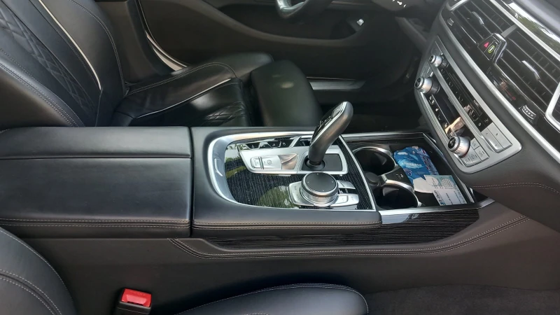 BMW 745, снимка 7 - Автомобили и джипове - 51928817