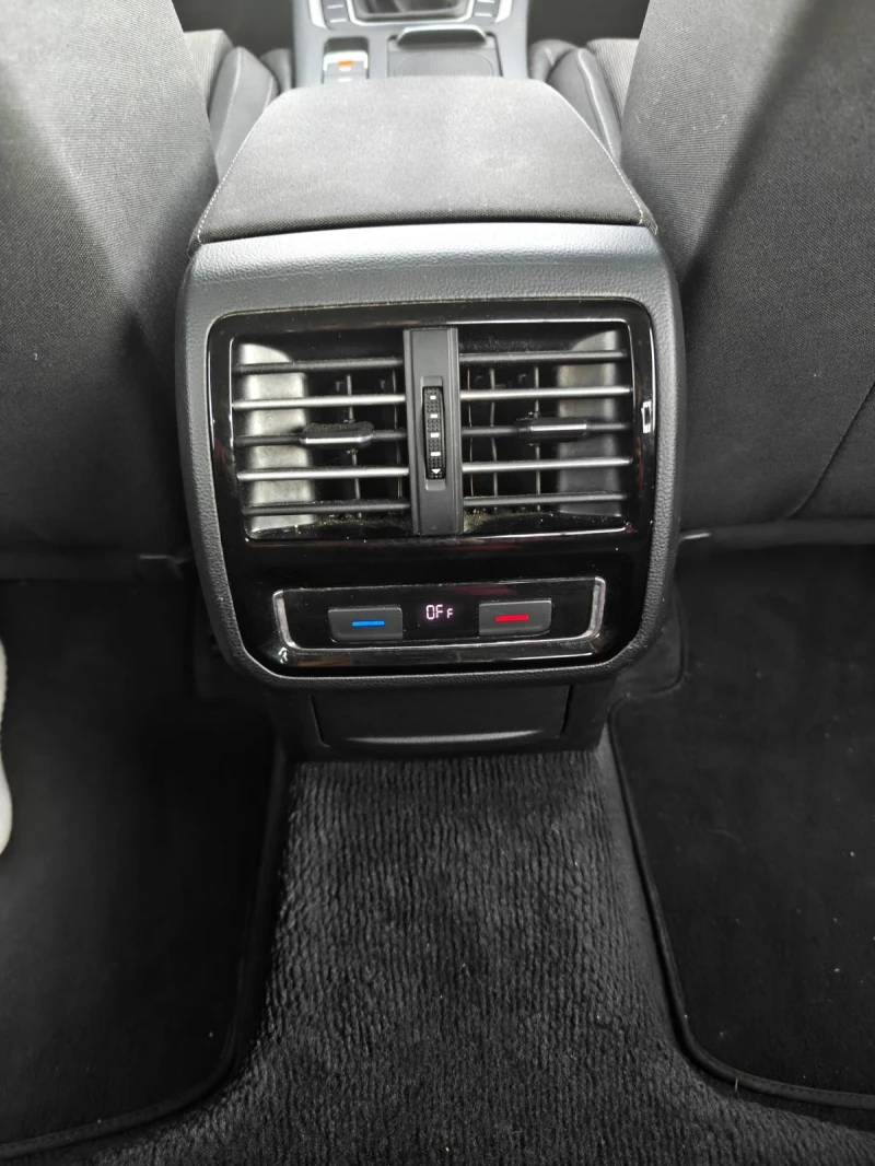 VW Passat 2.0 TDI 150 hp, снимка 16 - Автомобили и джипове - 52002344