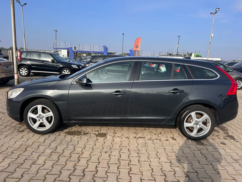 Volvo V60 1.6i NAVI EURO 5, снимка 9 - Автомобили и джипове - 52064946