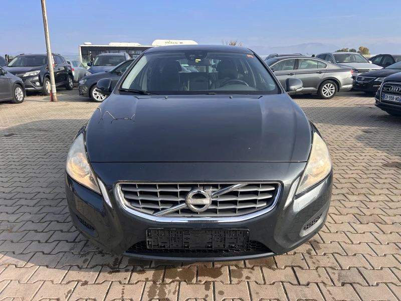 Volvo V60 1.6i NAVI EURO 5, снимка 3 - Автомобили и джипове - 52064946