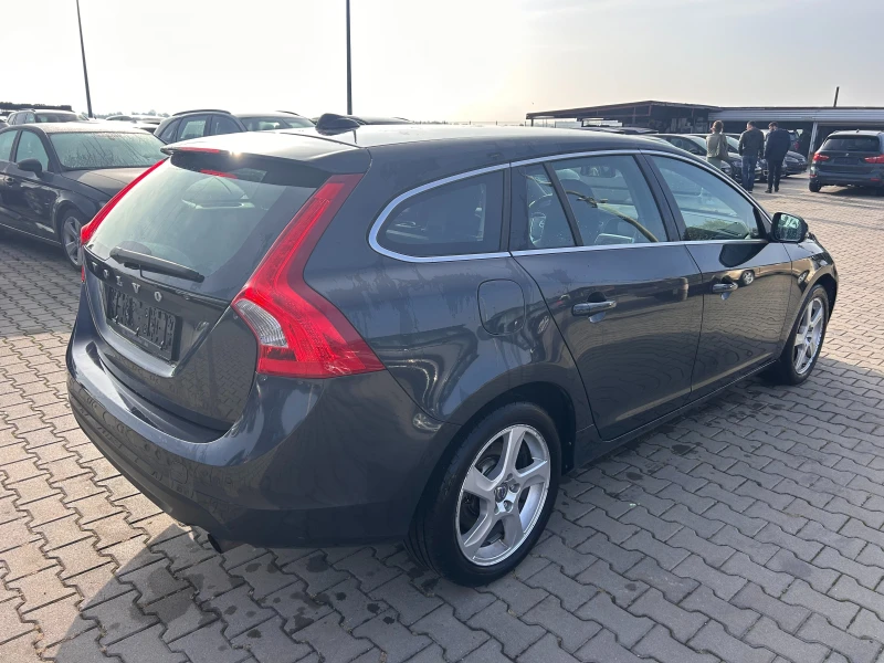 Volvo V60 1.6i NAVI EURO 5, снимка 6 - Автомобили и джипове - 52064946