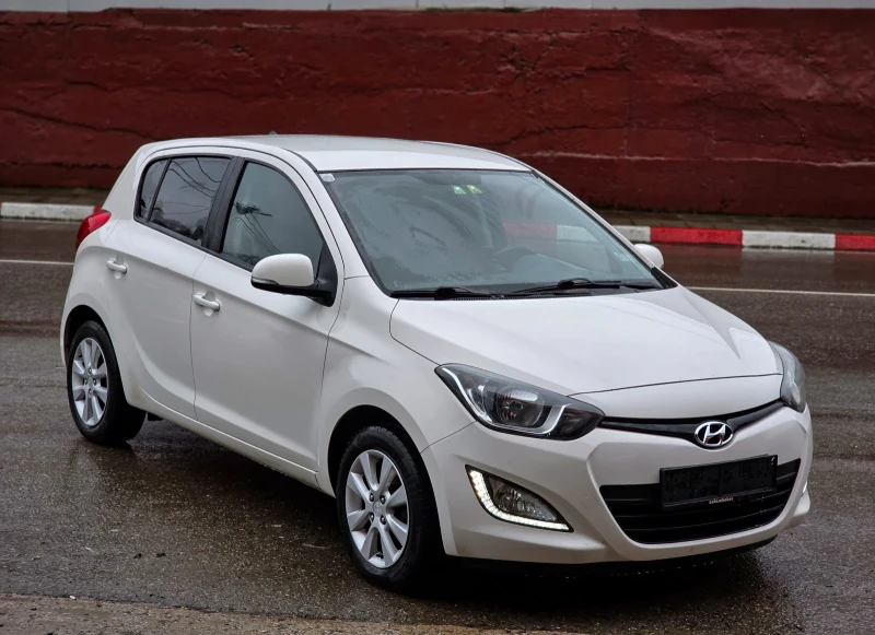 Hyundai I20 1.3 85hp * Euro5* Facelift* , снимка 2 - Автомобили и джипове - 52587738