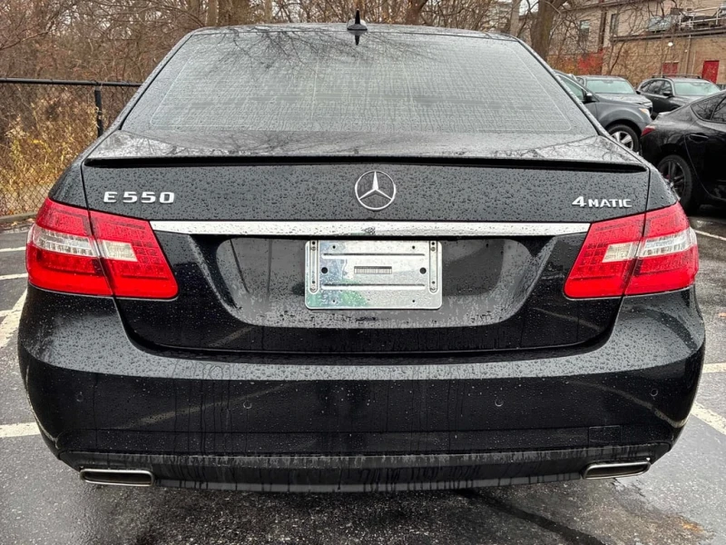 Mercedes-Benz E 55 * 550 * CARFAX * ЦЕНА ДО БГ, снимка 4 - Автомобили и джипове - 52858167