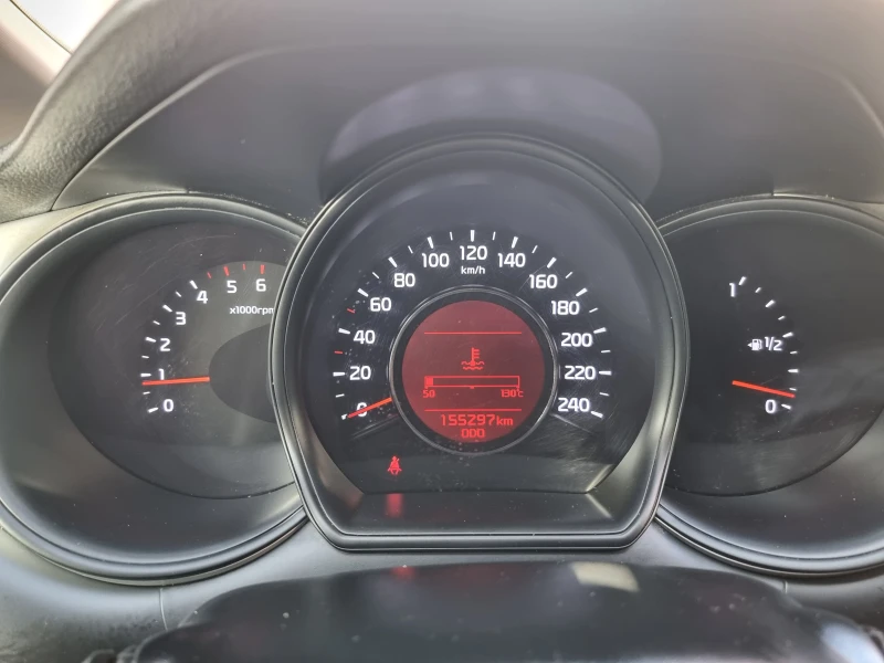 Kia Ceed 1.4Д.90КС.6СКОРОСТИ, снимка 11 - Автомобили и джипове - 53007551