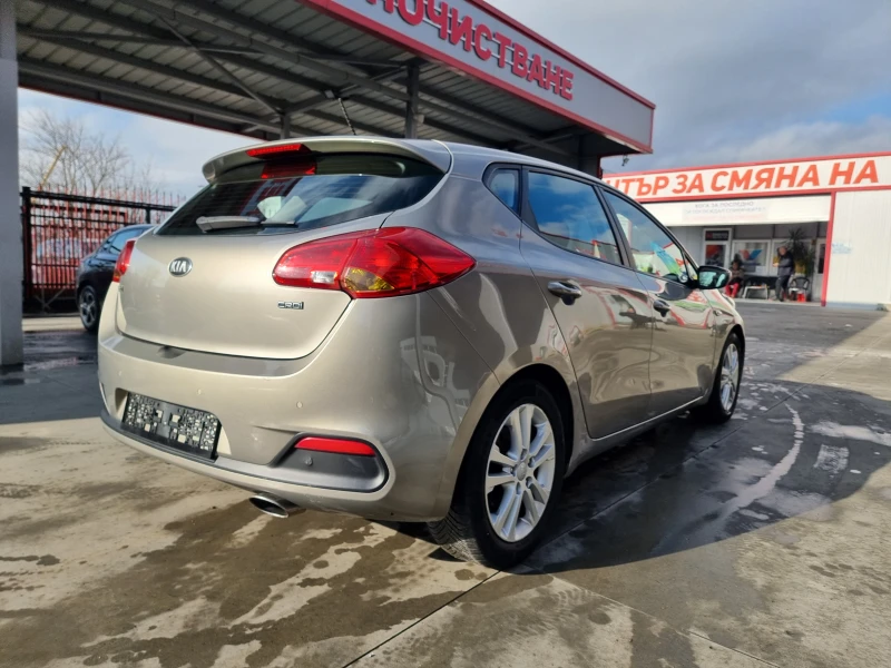 Kia Ceed 1.4Д.90КС.6СКОРОСТИ, снимка 5 - Автомобили и джипове - 53007551