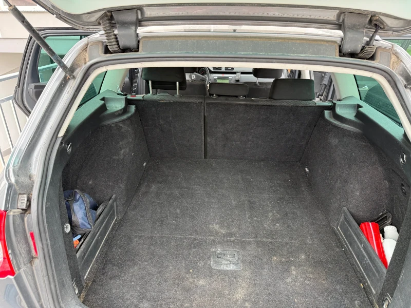 VW Passat, снимка 5 - Автомобили и джипове - 53122130
