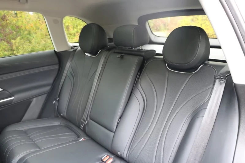 Xpeng G9 RWD Long Range, снимка 8 - Автомобили и джипове - 53218560