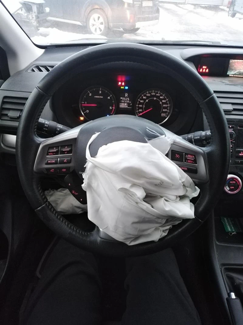 Subaru XV 1.6 svt. 2.0 dizel | Mobile.bg — изображение 11