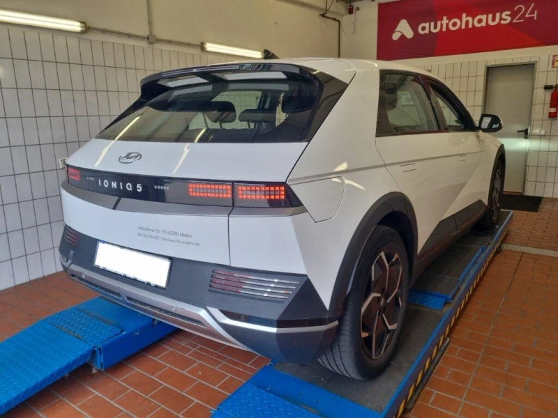 Hyundai Ioniq 5 74 kWh Dynamiq, снимка 3 - Автомобили и джипове - 56360129