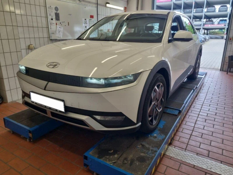 Hyundai Ioniq 5 74 kWh Dynamiq, снимка 4 - Автомобили и джипове - 56360129