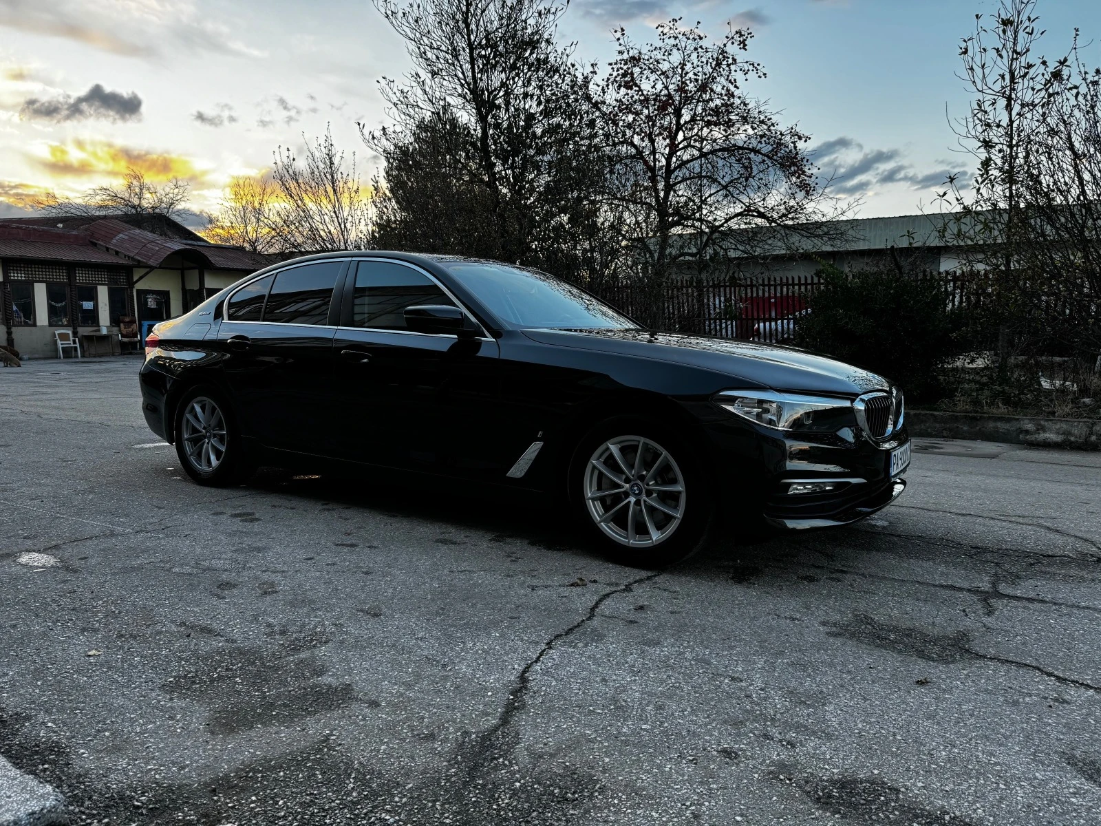 BMW 530E iPerformance E Drive - изображение 7