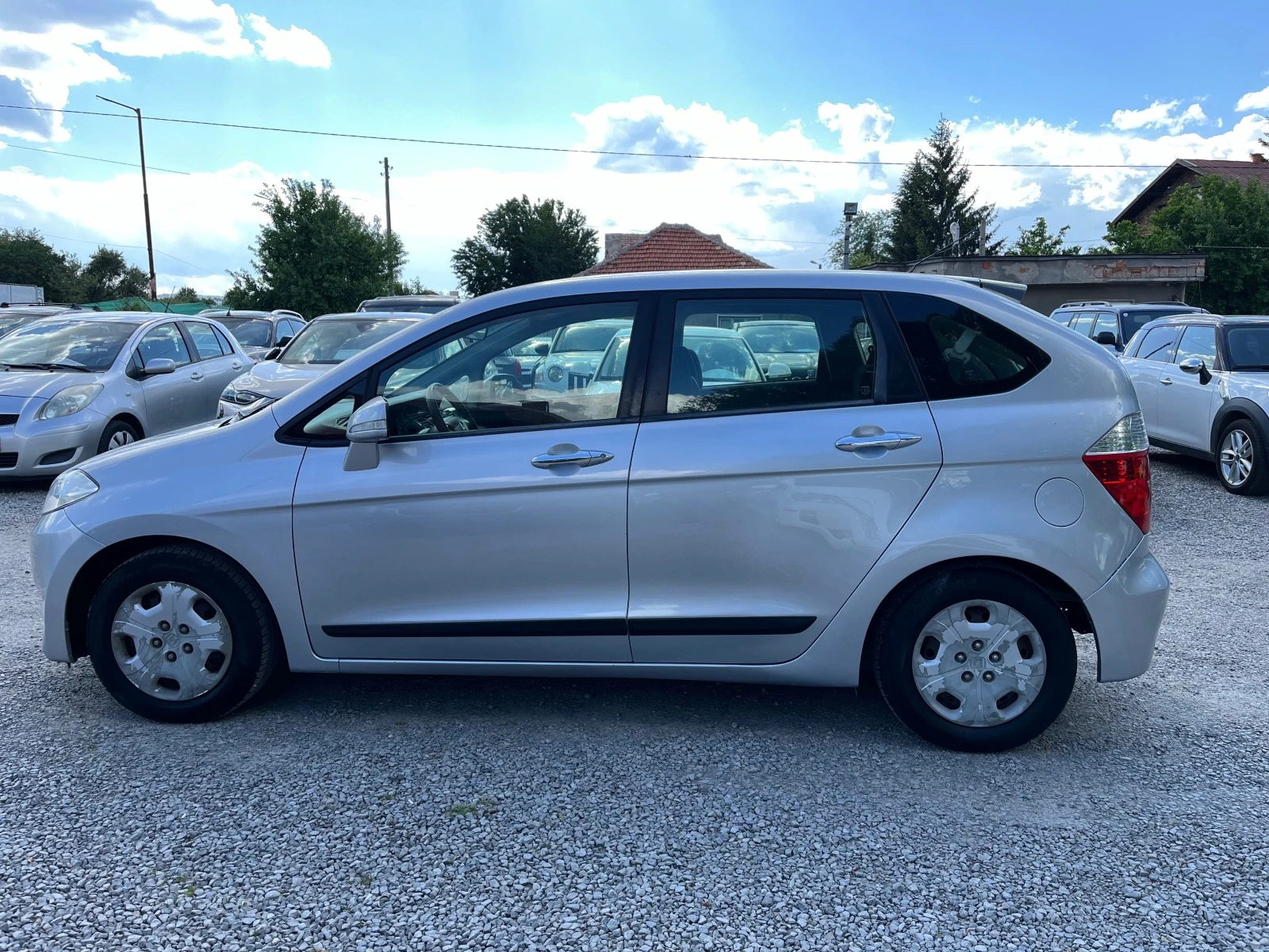 Honda Fr-v 1.7I - изображение 6