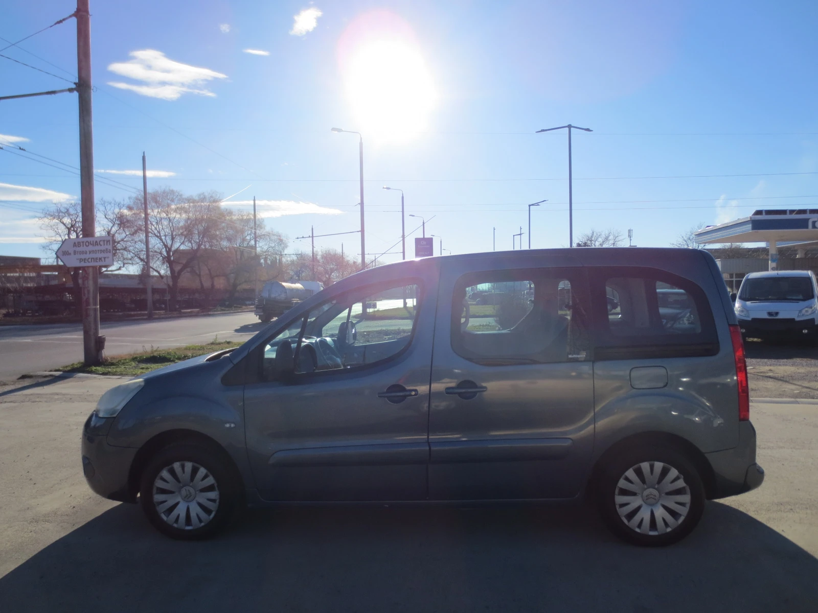 Citroen Berlingo 1.6 HDI  - изображение 8