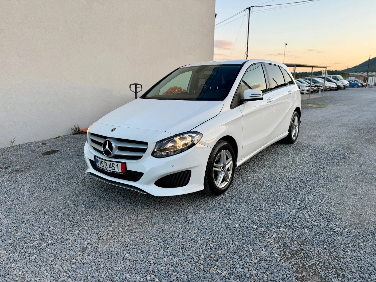 Mercedes-Benz B 220 CDI AUTOMATIC - изображение 2