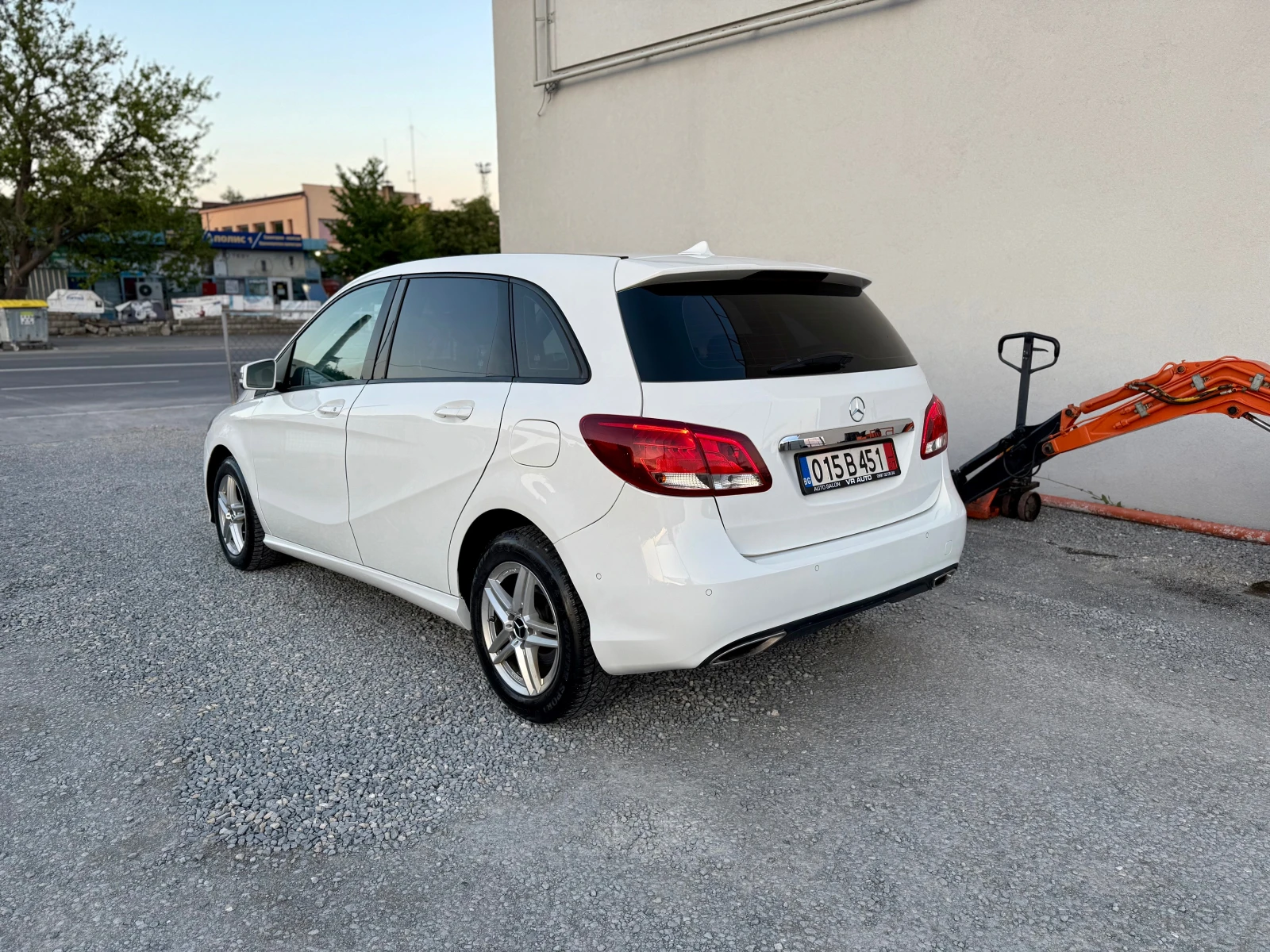 Mercedes-Benz B 220 CDI AUTOMATIC - изображение 4