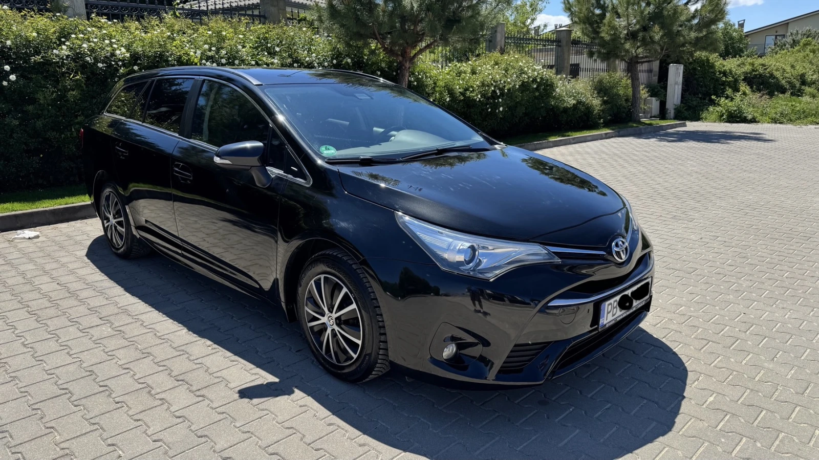 Toyota Avensis VVT-I - изображение 8